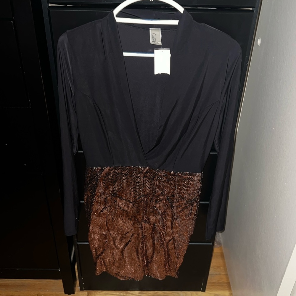 Black and gold night dress brand new